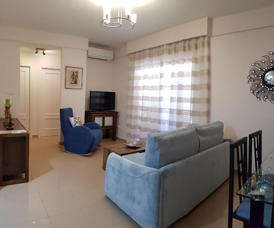 COZY TWO BEDROOM APARTMENT 40 METERS FROM THE BEACH