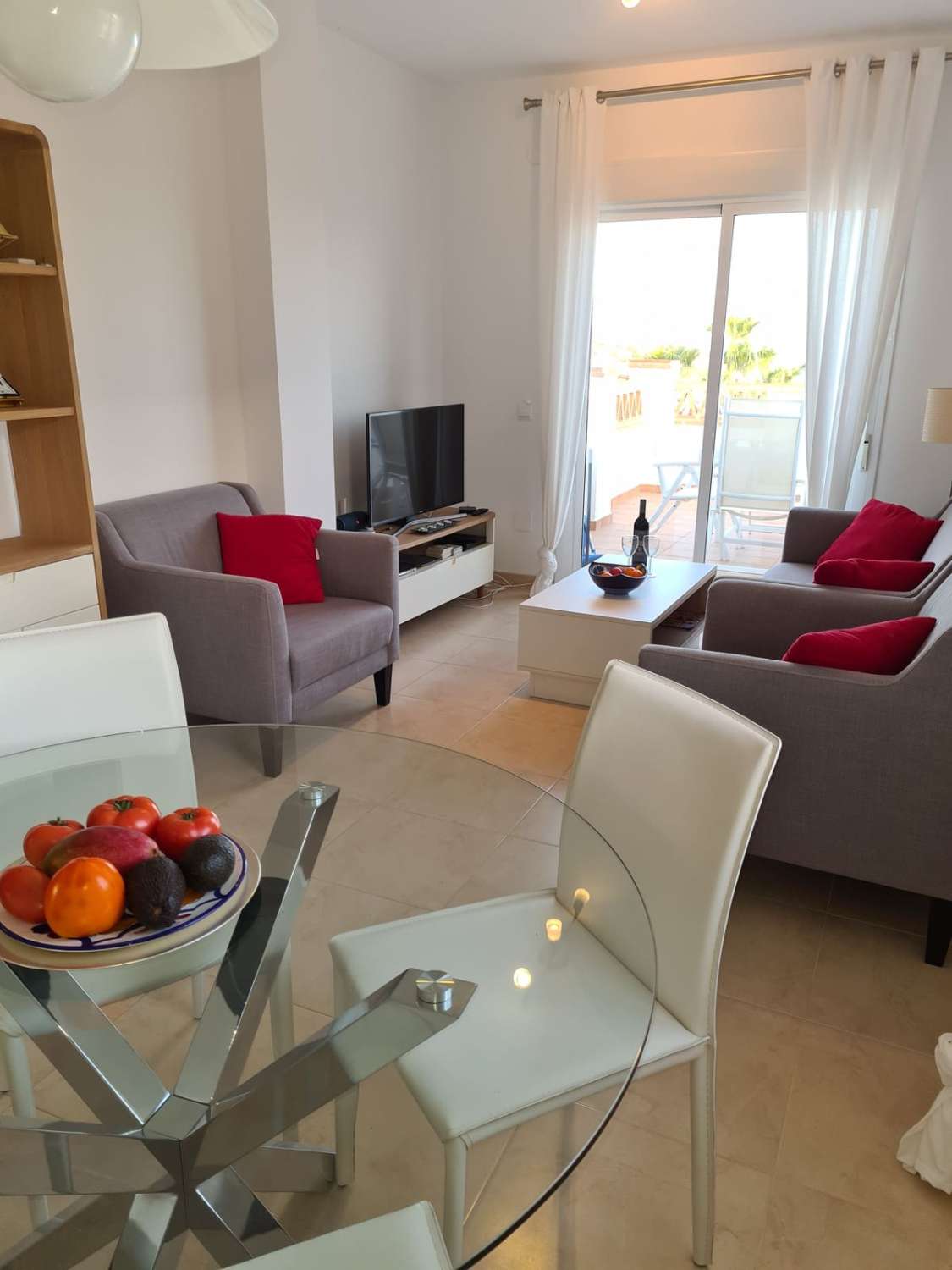 TWO BEDROOM APARTMENT IN URB. CHIMENEA