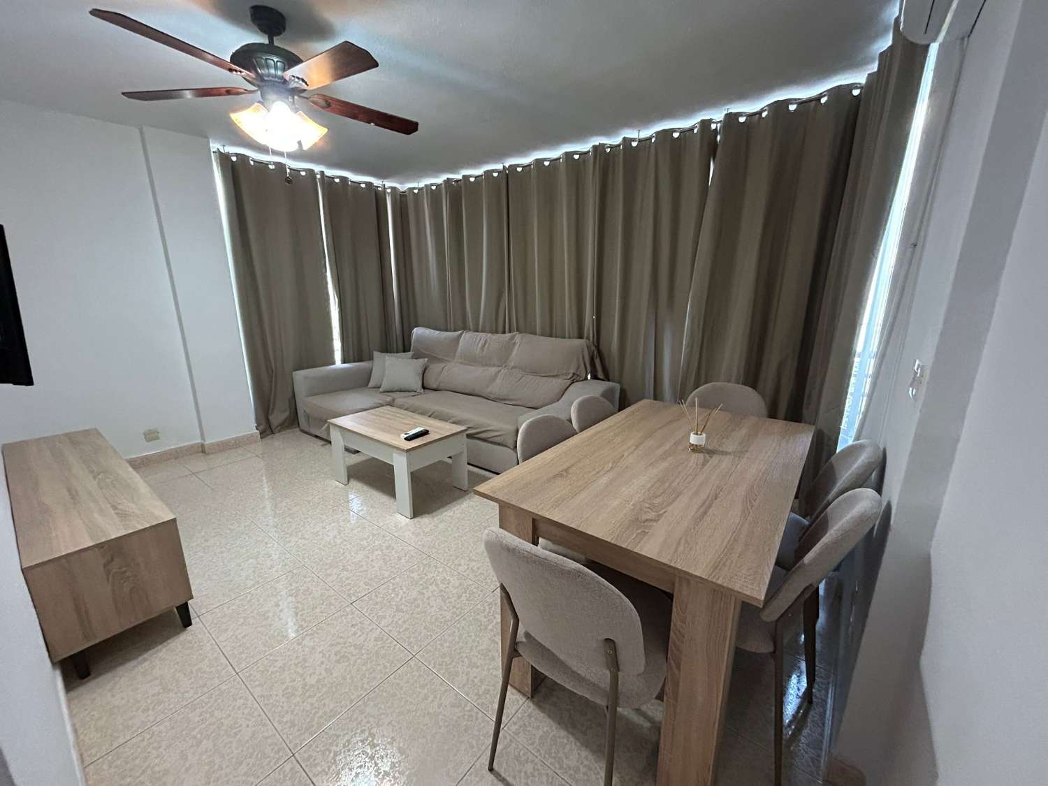 LUMINOSO APARTAMENTO DE DOS DORMITORIOS